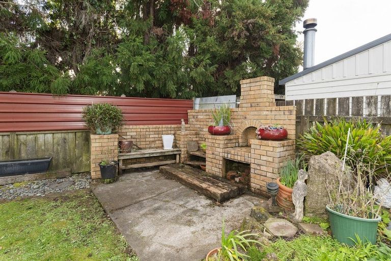 Photo of property in 6a Toru Street, Makaraka, Gisborne, 4010