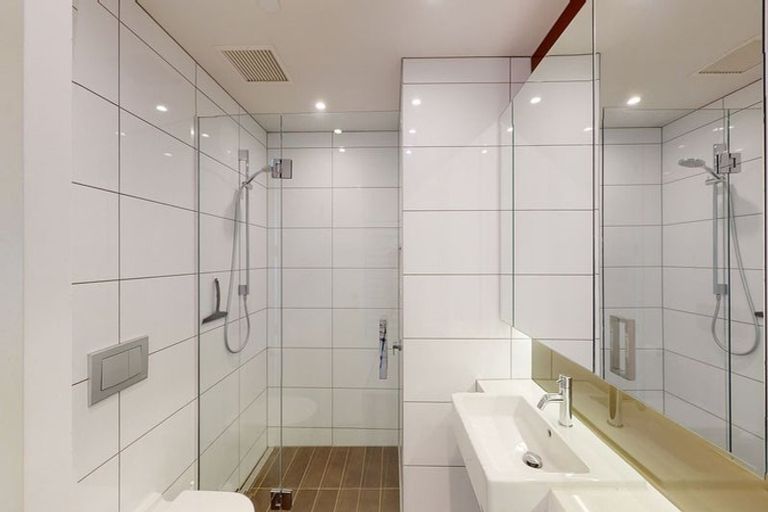 Photo of property in 1006/1 Market Lane, Wellington Central, Wellington, 6011