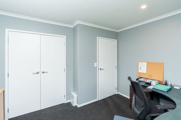 Photo of property in 74 Mataroa Crescent, Flagstaff, Hamilton, 3210