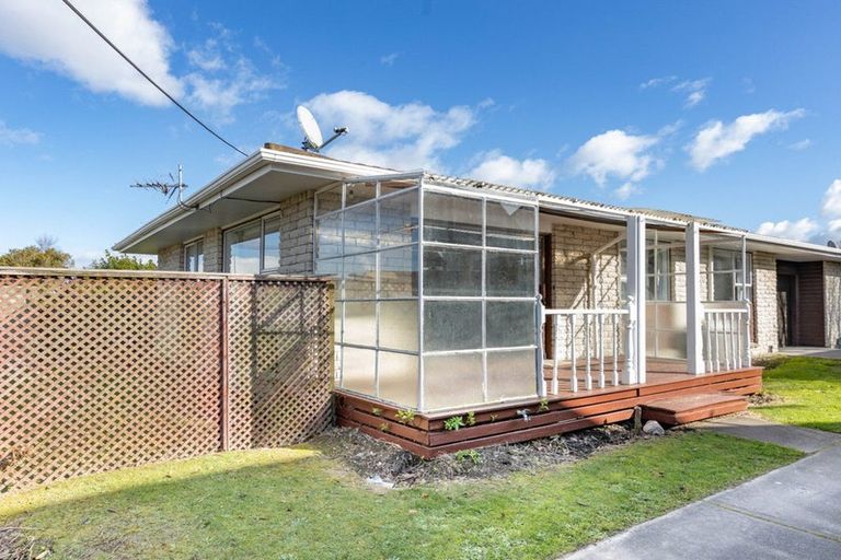 Photo of property in 1/18 Steadman Road, Broomfield, Christchurch, 8042