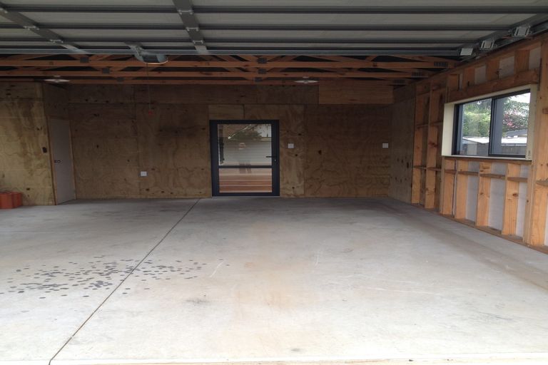 Photo of property in 87 Carnoustie Drive, Wattle Downs, Auckland, 2103