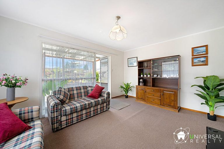 Photo of property in 3/1a Divich Avenue, Te Atatu South, Auckland, 0610