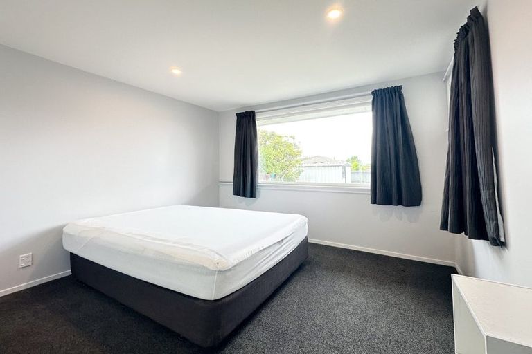 Photo of property in 68 Daniels Road, Redwood, Christchurch, 8051