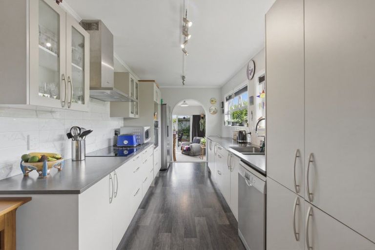 Photo of property in 30 Murray Street, Bell Block, New Plymouth, 4312