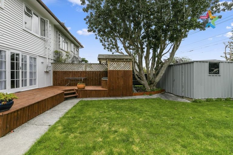 Photo of property in 27 Eldon Grove, Taita, Lower Hutt, 5019