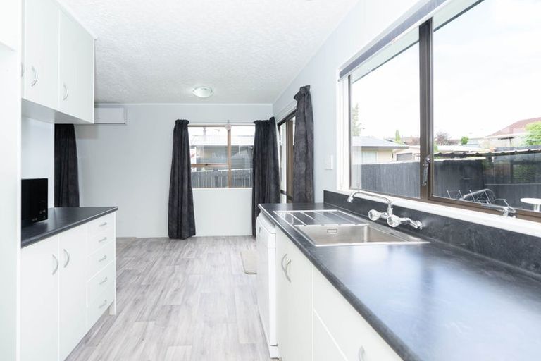 Photo of property in 2 Millar Place, Nawton, Hamilton, 3200