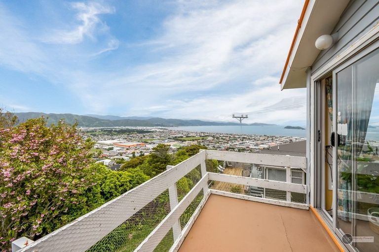 Photo of property in 23 Bushey Way, Maungaraki, Lower Hutt, 5010