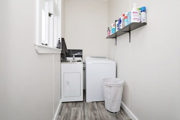 Photo of property in 57 Renfrew Street, Waikiwi, Invercargill, 9810