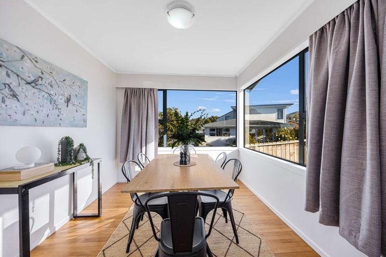 Photo of property in 4 Glenamoy Crescent, Johnsonville, Wellington, 6037