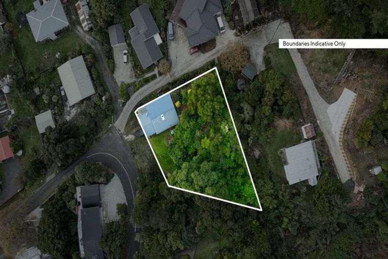 Photo of property in 11 Adams Road, Thornton Bay, Thames, 3575