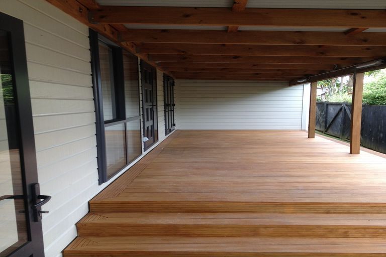 Photo of property in 87 Carnoustie Drive, Wattle Downs, Auckland, 2103