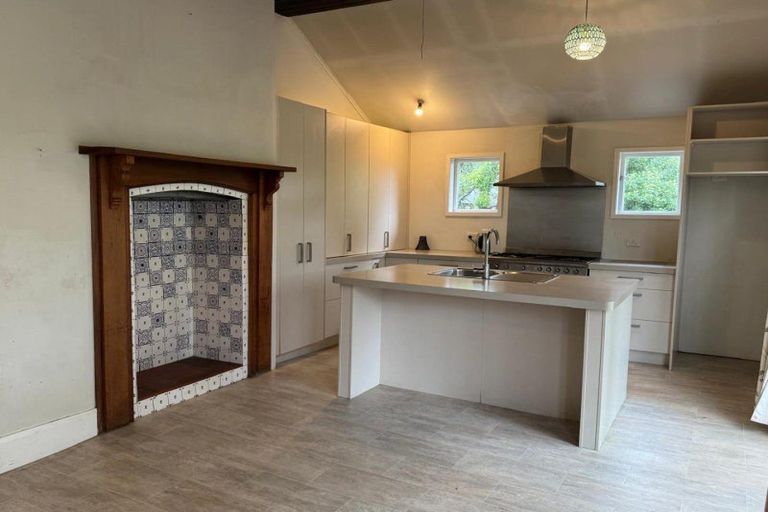 Photo of property in 516 Fitzroy Avenue, Hastings, 4122