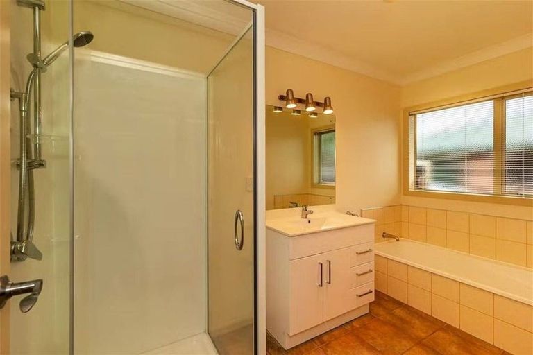 Photo of property in 18a Reeve Street, Levin, 5510