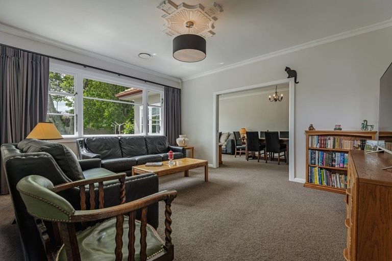 Photo of property in 8 Hughes Avenue, Hokowhitu, Palmerston North, 4410