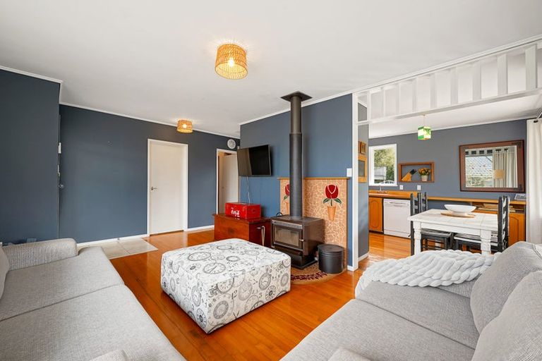 Photo of property in 60 Helena Street, Massey, Auckland, 0614