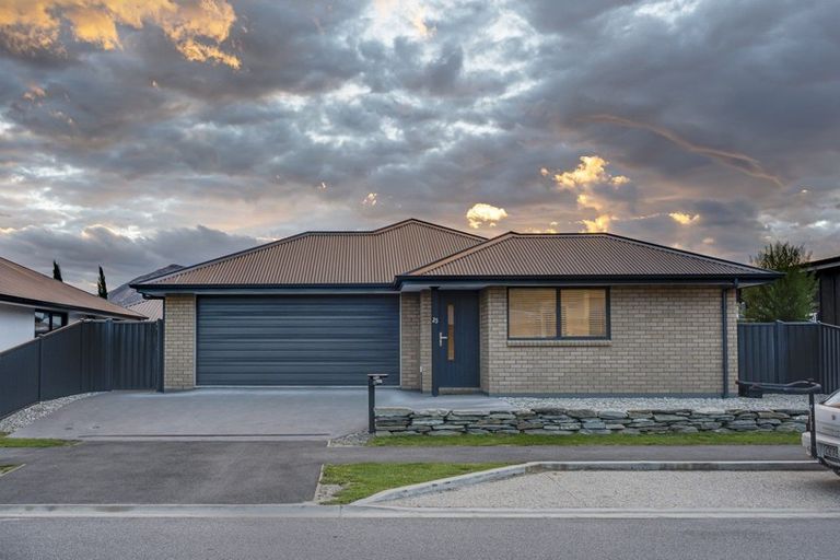 Photo of property in 25 Cumberland Road, Lower Shotover, Queenstown, 9304