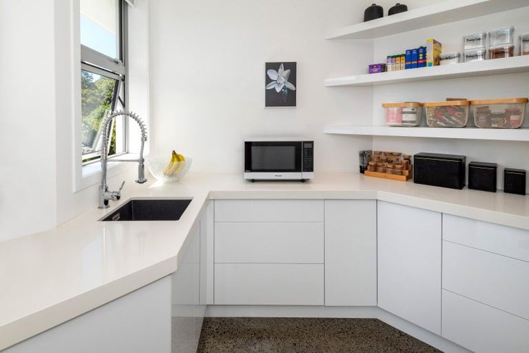 Photo of property in 824 Redoubt Road, Flat Bush, Auckland, 2019