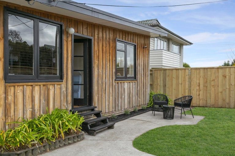 Photo of property in 43 Chesham Avenue, Waipahihi, Taupo, 3330