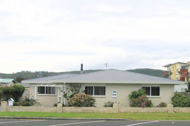 Photo of property in 108 Lincoln Road, Whangamata, 3620