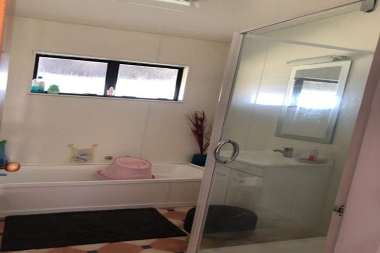 Photo of property in 17 Hokio Sand Road, Hokio Beach, Levin, 5571