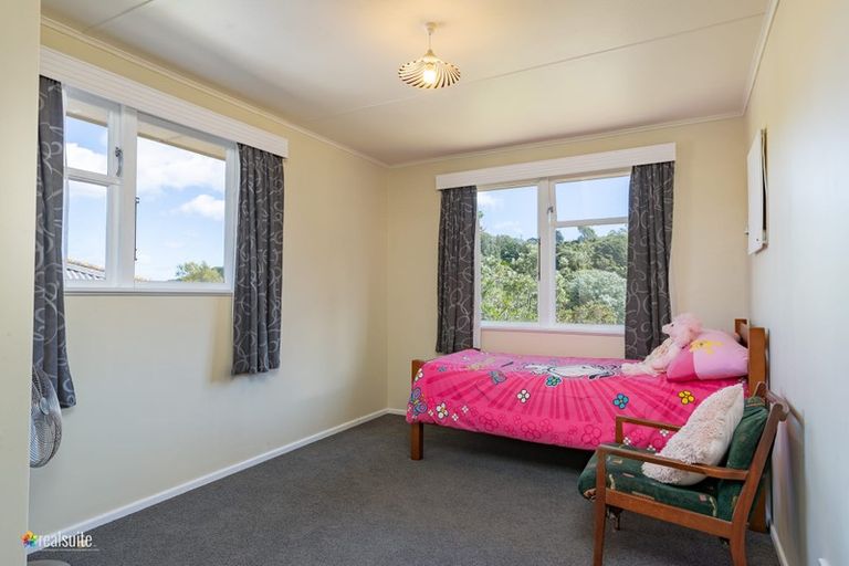 Photo of property in 63 Waihemo Street, Waitangirua, Porirua, 5024