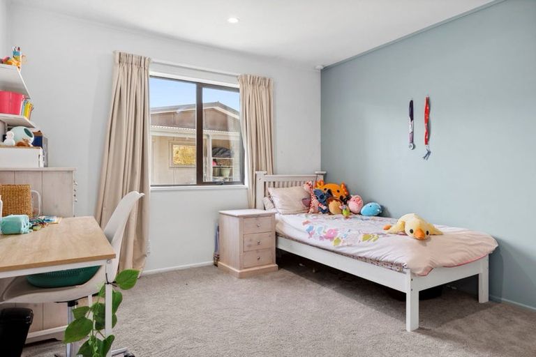 Photo of property in 22 Rata Street, Wanaka, 9305