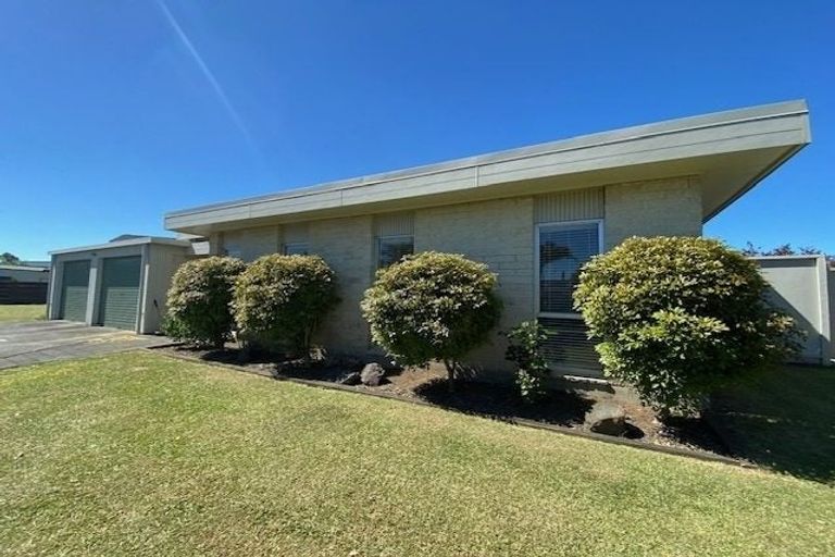 Photo of property in 21a Bramley Drive, Farm Cove, Auckland, 2012