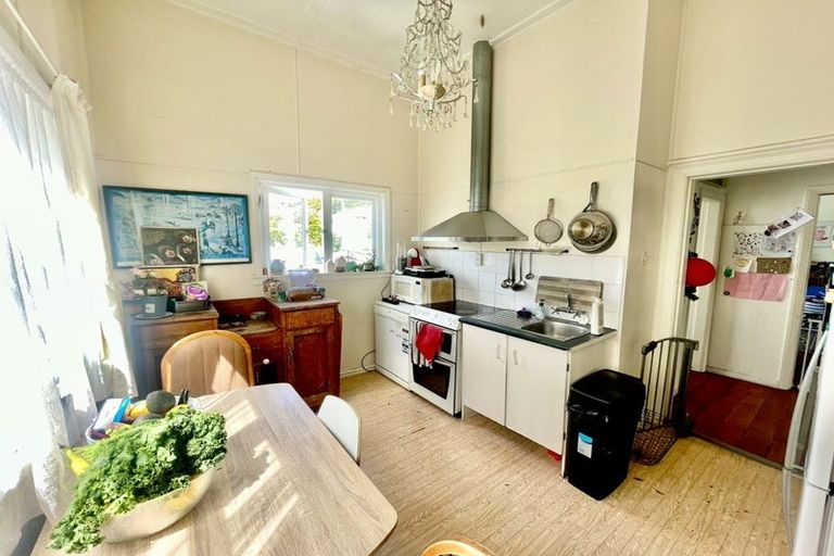 Photo of property in 19 Nairn Street, Mount Cook, Wellington, 6011