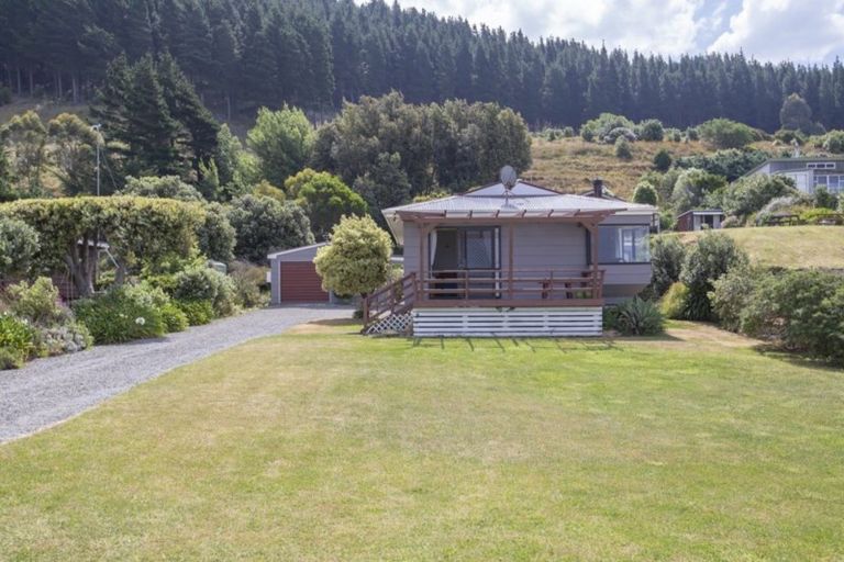 Photo of property in 6 Sandy Bay Drive, Mataikona, Masterton, 5889