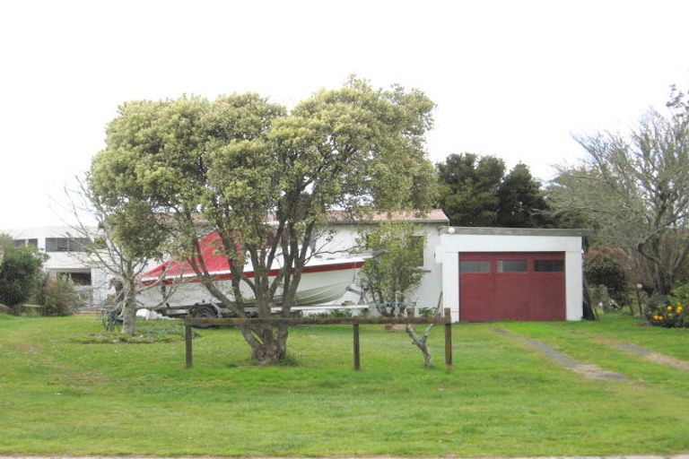 Photo of property in 215 Cook Drive, Whitianga, 3510