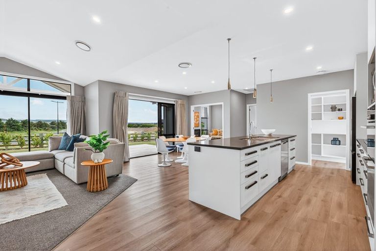 Photo of property in 6 Kamaka Street, Wharewaka, Taupo, 3330