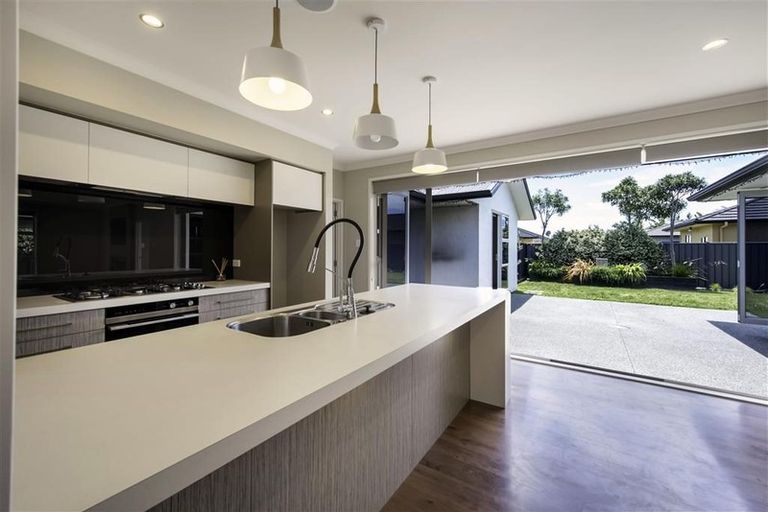 Photo of property in 4 Akaroa Road, Poraiti, Napier, 4112