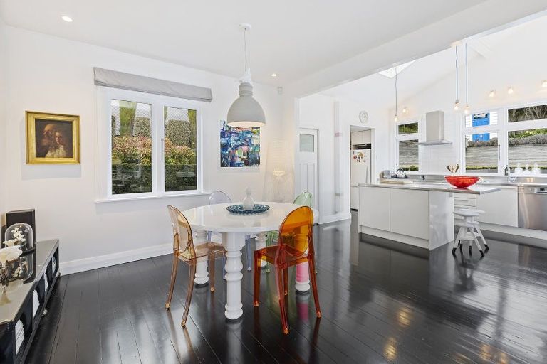 Photo of property in 12 Butt Street, Brooklyn, Wellington, 6021