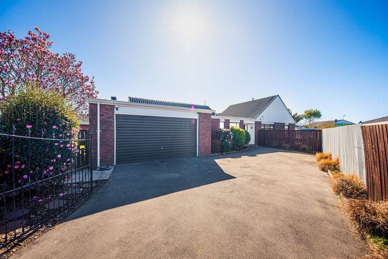 Photo of property in 156 Sawyers Arms Road, Northcote, Christchurch, 8052