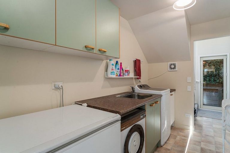 Photo of property in 9 Bob Lee Place, Wanaka, 9305