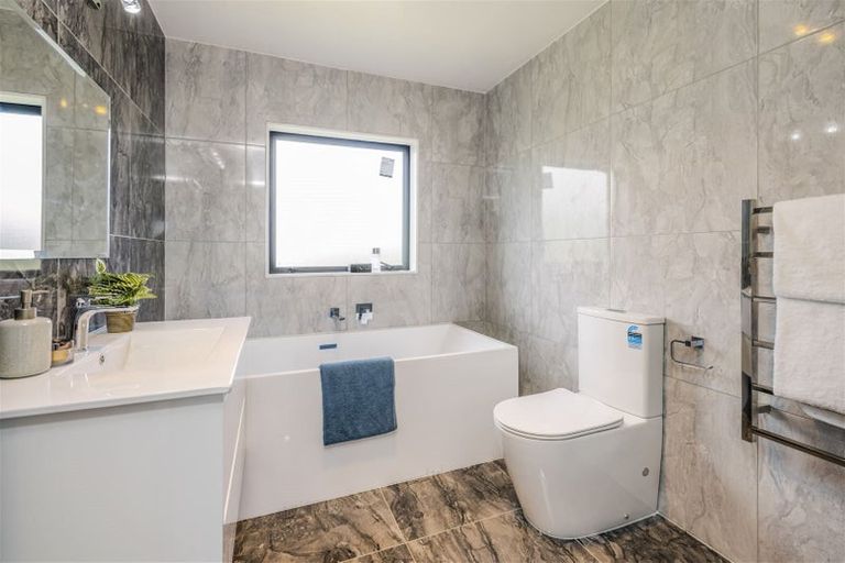 Photo of property in 12a Lochinver Road, Papatoetoe, Auckland, 2025