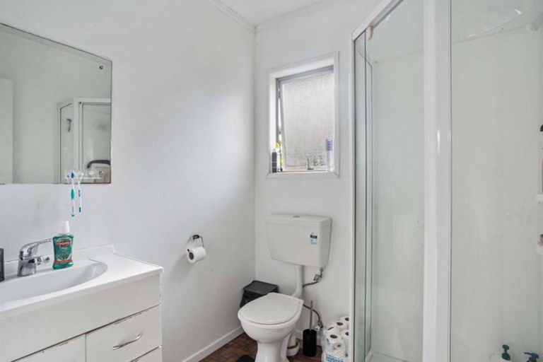 Photo of property in 25a Sikkim Crescent, Clover Park, Auckland, 2019