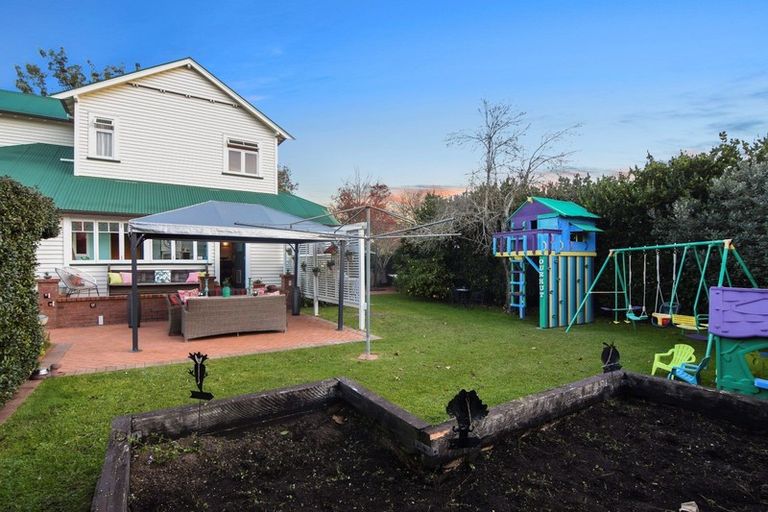 Photo of property in 3 Young Street, Claudelands, Hamilton, 3214