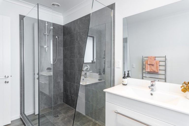 Photo of property in 6 Awatere Street, Pegasus, 7612