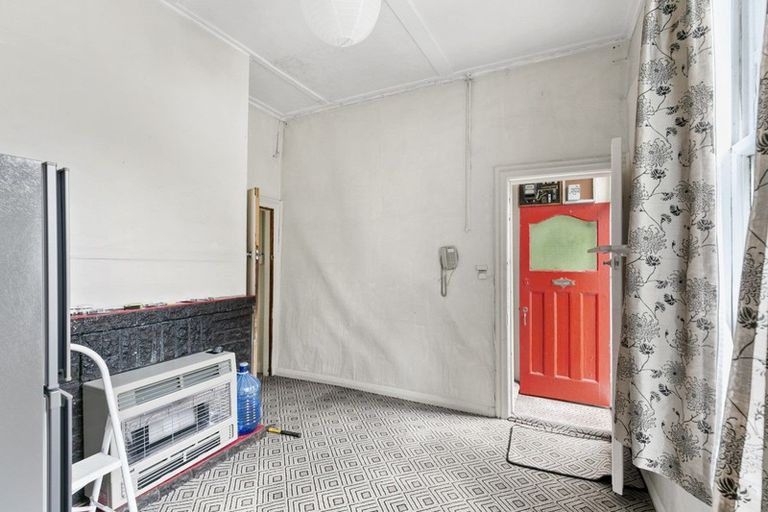 Photo of property in 41 Holloway Road, Aro Valley, Wellington, 6021