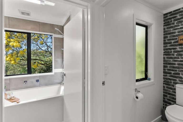 Photo of property in 123a Ravensdale Rise, Westmorland, Christchurch, 8025