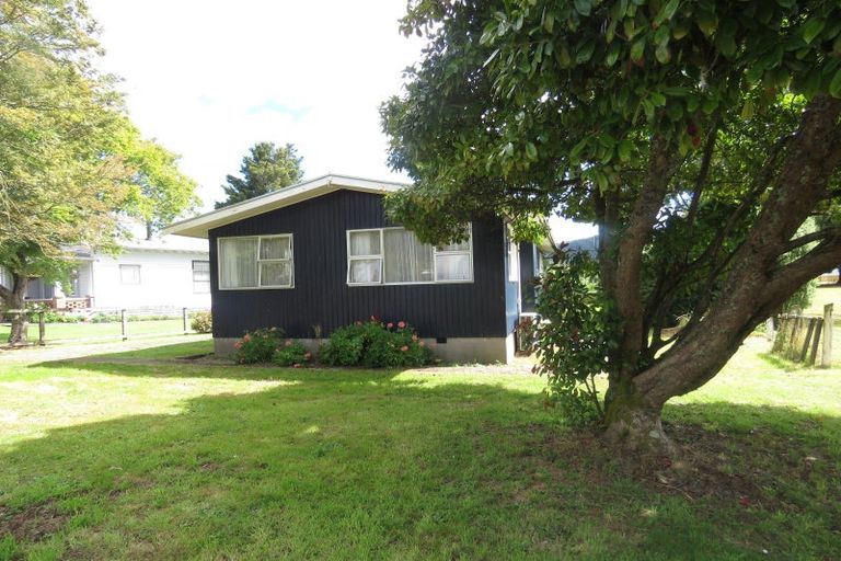 Photo of property in 14 Crampton Road, Reefton, 7830