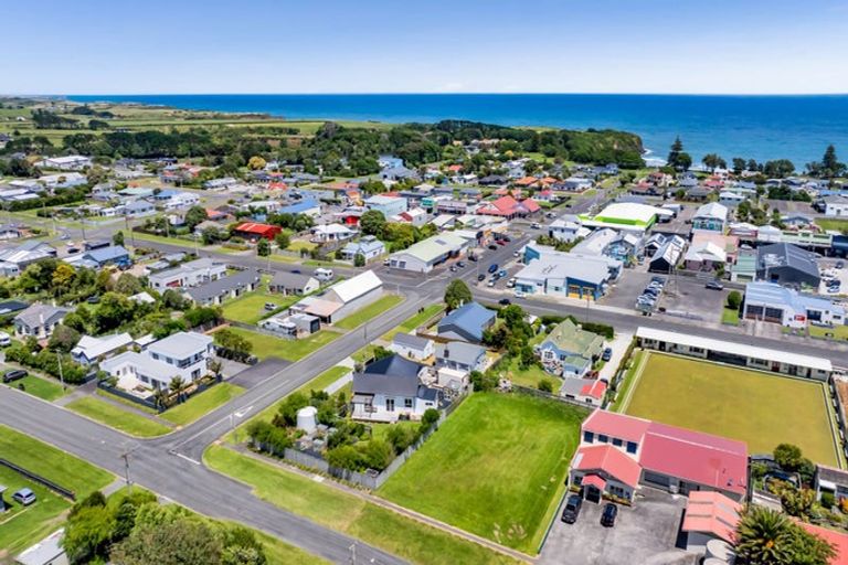 Photo of property in 28a Napier Street, Opunake, 4616