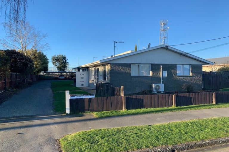 Photo of property in 3/50 Moffett Street, Islington, Christchurch, 8042