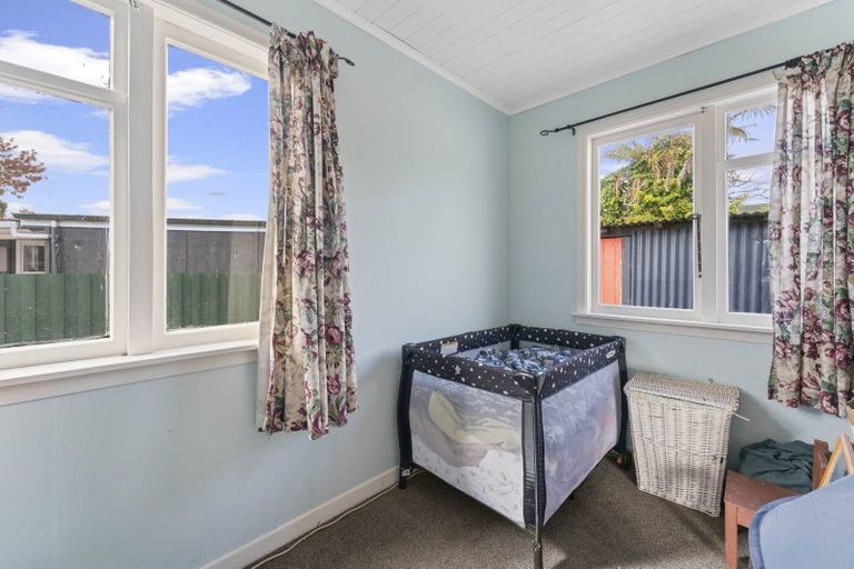 Photo of property in 8a Farnworth Avenue, Holdens Bay, Rotorua, 3010