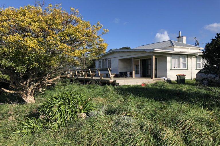 Photo of property in 28 Denby Road, Hawera, 4672