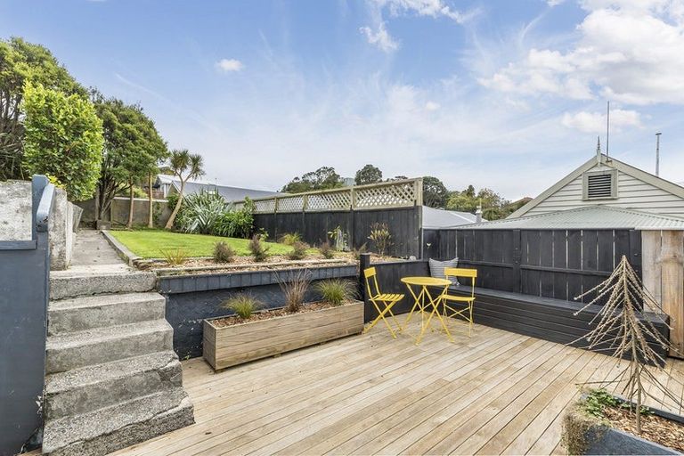 Photo of property in 30 Cleveland Street, Brooklyn, Wellington, 6021