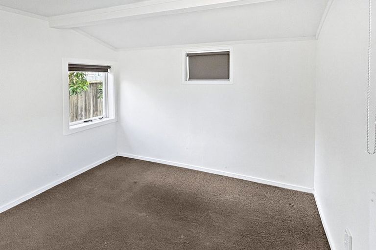 Photo of property in 205 Lascelles Street, Saint Leonards, Hastings, 4120