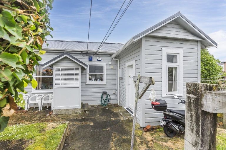 Photo of property in 173 Tasman Street, Mount Cook, Wellington, 6021