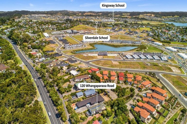 Photo of property in 120 Whangaparaoa Road, Red Beach, 0932